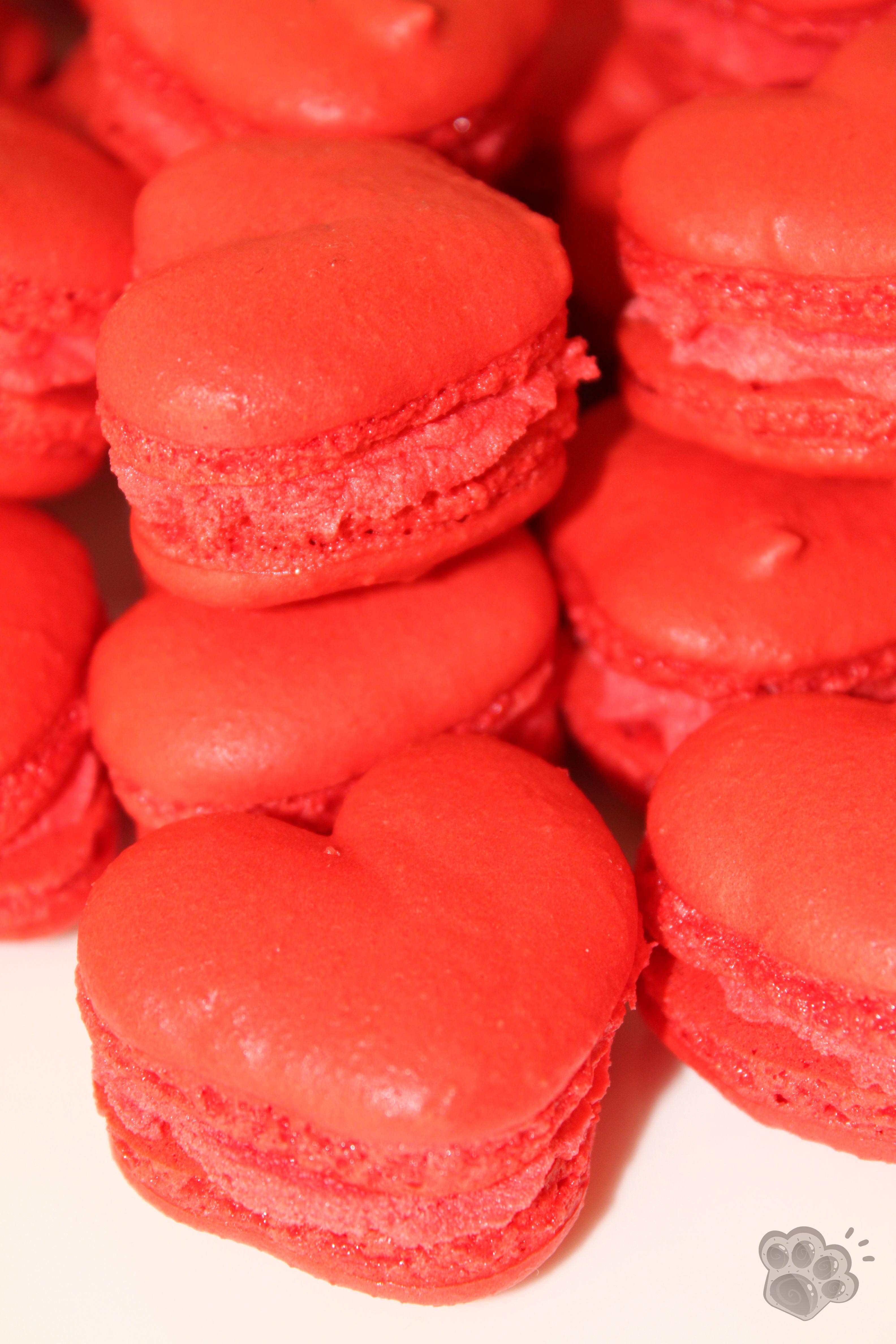  Macarons  c ur  la pomme d amour pour la St Valentin La 